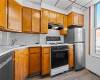 239 7th Street, Brooklyn, New York 11215, 7 Bedrooms Bedrooms, ,3 BathroomsBathrooms,Residential,For Sale,7th,487032