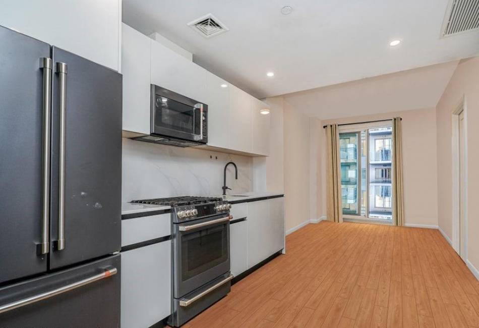 1670 19th Street, Brooklyn, New York 11229, 1 Bedroom Bedrooms, ,1 BathroomBathrooms,Residential,For Sale,19th,487037