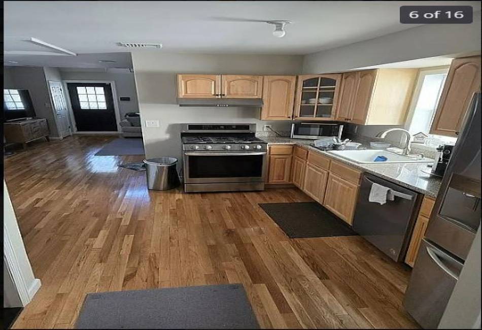 192 Bathgate Street, Staten Island, New York 10312, 1 Bedroom Bedrooms, ,1 BathroomBathrooms,Residential,For Sale,Bathgate,487046