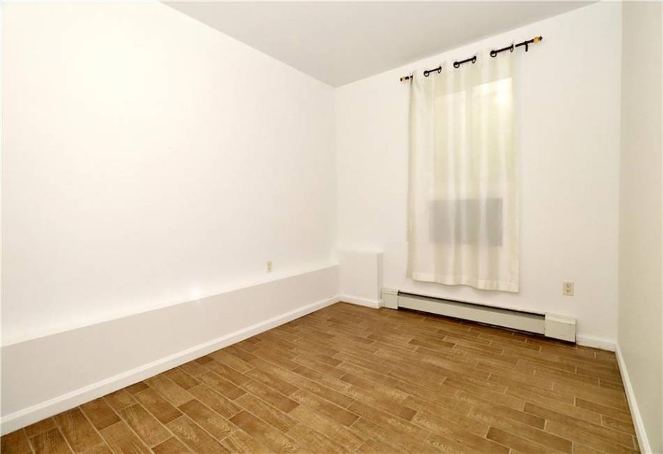 1530 15th Street, Brooklyn, New York 11230, 2 Bedrooms Bedrooms, ,3 BathroomsBathrooms,Residential,For Sale,15th,486977