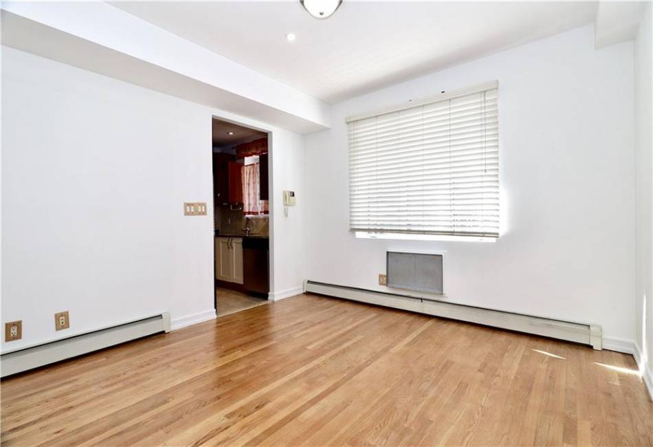 1530 15th Street, Brooklyn, New York 11230, 2 Bedrooms Bedrooms, ,3 BathroomsBathrooms,Residential,For Sale,15th,486977