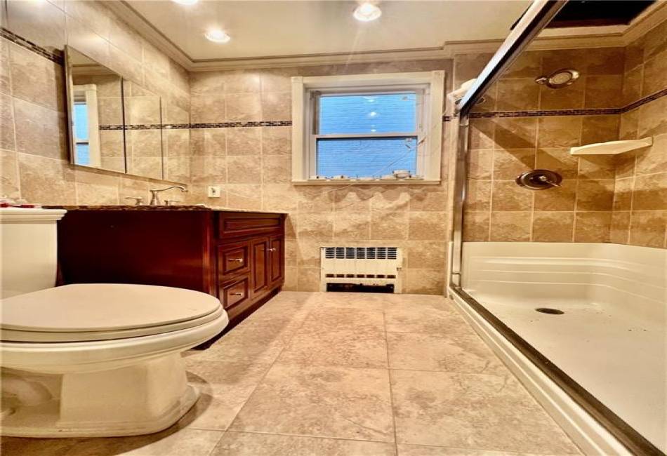 2032 15th Street, Brooklyn, New York 11229, 6 Bedrooms Bedrooms, ,2 BathroomsBathrooms,Residential,For Sale,15th,487048