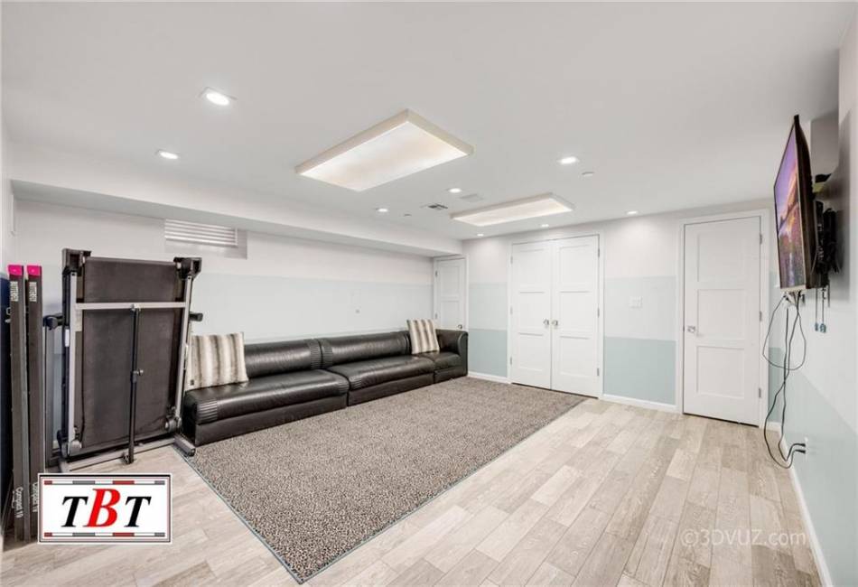 1323 26th Street, Brooklyn, New York 11210, 6 Bedrooms Bedrooms, ,7 BathroomsBathrooms,Residential,For Sale,26th,487050