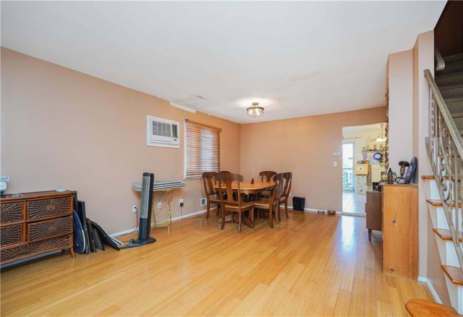 23 Row Place, Staten Island, New York 10312, ,Residential,For Sale,Row,487056