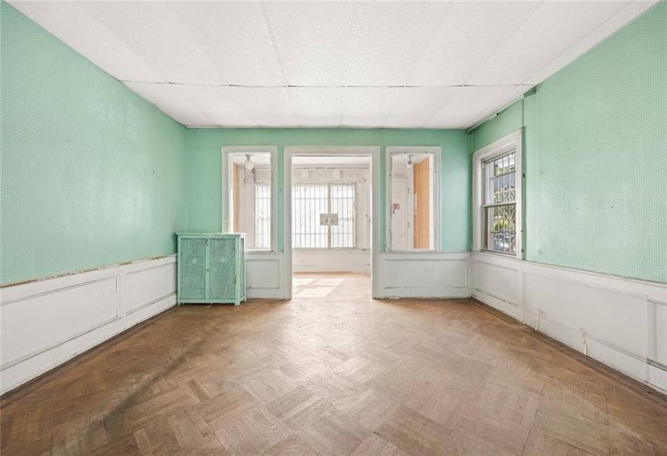 3105 Avenue J, Brooklyn, New York 11210, ,Residential,For Sale,Avenue J,487057