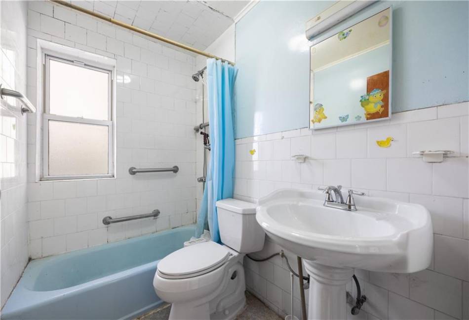 1728 2nd Street, Brooklyn, New York 11223, 4 Bedrooms Bedrooms, ,3 BathroomsBathrooms,Residential,For Sale,2nd,487068