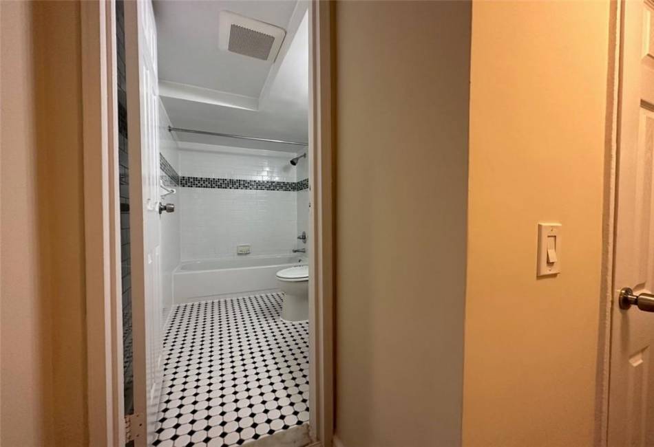 7200 Ridge Boulevard, Brooklyn, New York 11209, 1 Bedroom Bedrooms, ,1 BathroomBathrooms,Residential,For Sale,Ridge,487072