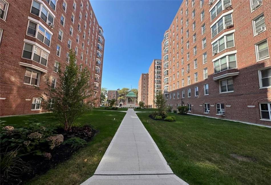 7200 Ridge Boulevard, Brooklyn, New York 11209, 1 Bedroom Bedrooms, ,1 BathroomBathrooms,Residential,For Sale,Ridge,487072