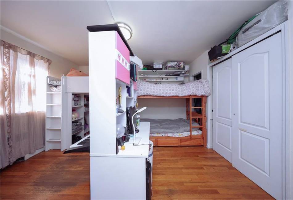 2705 Kings Highway, Brooklyn, New York 11229, 2 Bedrooms Bedrooms, ,1 BathroomBathrooms,Residential,For Sale,Kings,487059