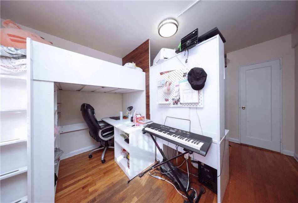 2705 Kings Highway, Brooklyn, New York 11229, 2 Bedrooms Bedrooms, ,1 BathroomBathrooms,Residential,For Sale,Kings,487059