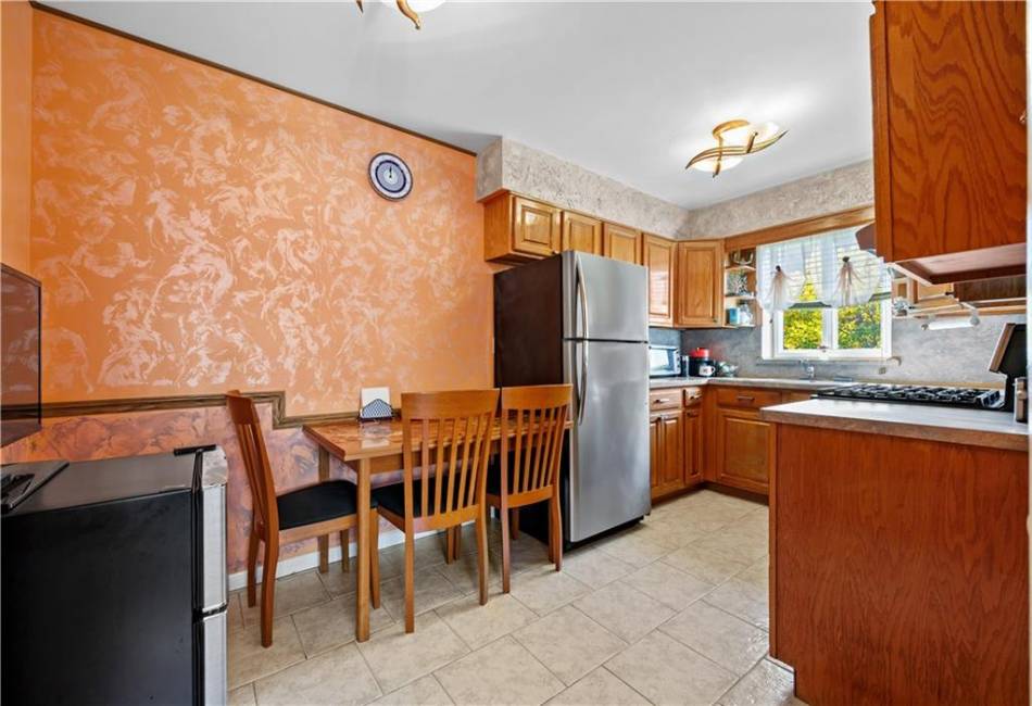 2235A 84th Street, Brooklyn, New York 11214, 3 Bedrooms Bedrooms, ,2 BathroomsBathrooms,Residential,For Sale,84th,487086