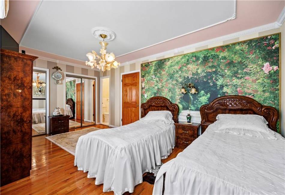 2235A 84th Street, Brooklyn, New York 11214, 3 Bedrooms Bedrooms, ,2 BathroomsBathrooms,Residential,For Sale,84th,487086