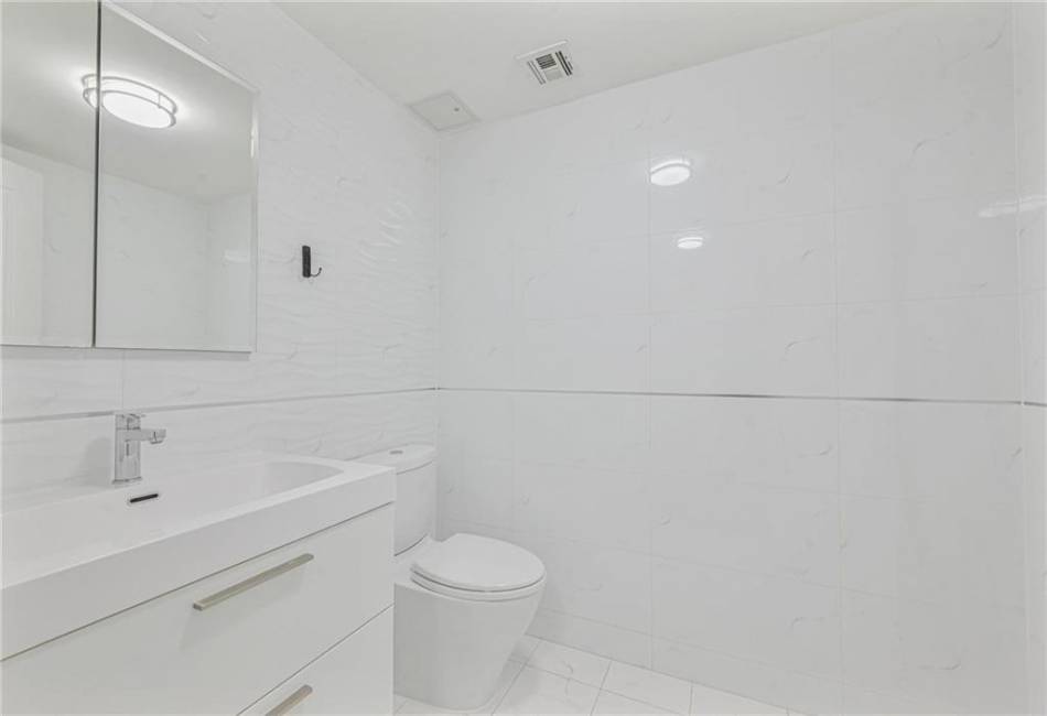 1753 12th Street, Brooklyn, New York 11229, 2 Bedrooms Bedrooms, ,2 BathroomsBathrooms,Residential,For Sale,12th,486935