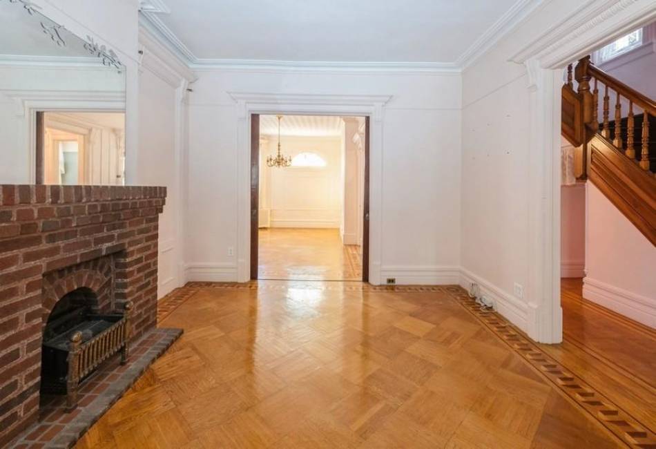 220 92nd Street, Brooklyn, New York 11209, 5 Bedrooms Bedrooms, ,1 BathroomBathrooms,Residential,For Sale,92nd,487118