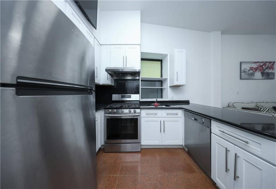 462 52nd Street, Brooklyn, New York 11220, 2 Bedrooms Bedrooms, ,1 BathroomBathrooms,Residential,For Sale,52nd,487119