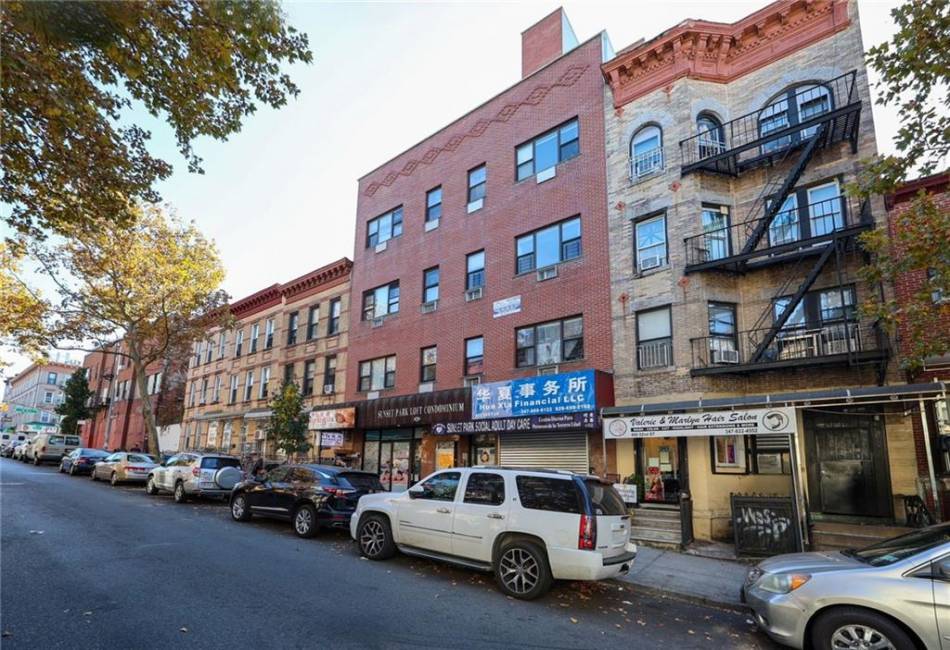 462 52nd Street, Brooklyn, New York 11220, 2 Bedrooms Bedrooms, ,1 BathroomBathrooms,Residential,For Sale,52nd,487119