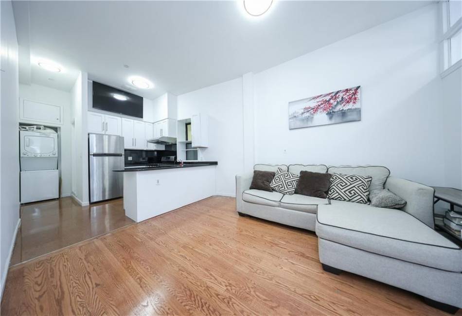 462 52nd Street, Brooklyn, New York 11220, 2 Bedrooms Bedrooms, ,1 BathroomBathrooms,Residential,For Sale,52nd,487119