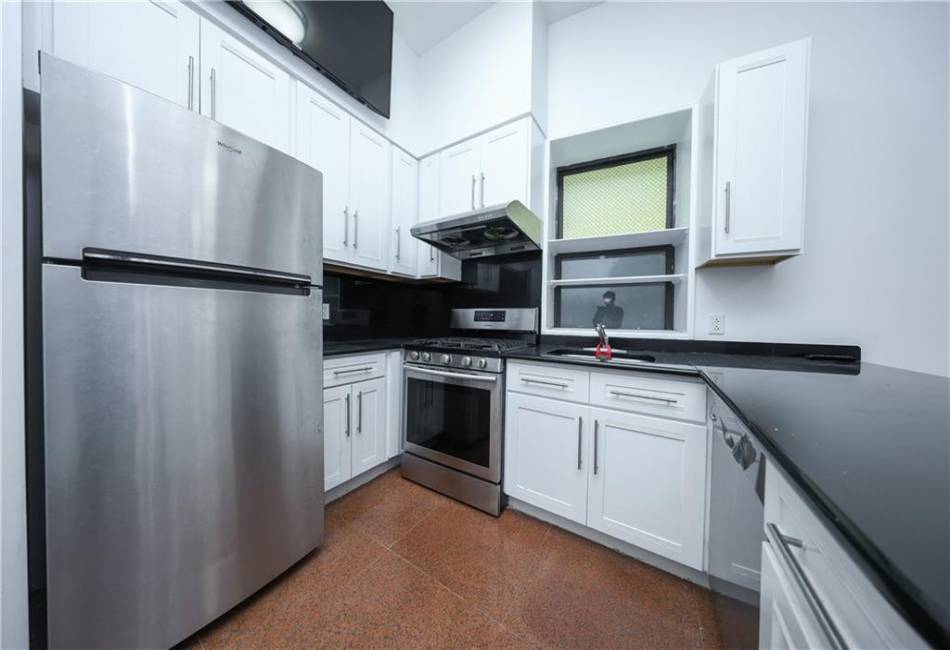 462 52nd Street, Brooklyn, New York 11220, 2 Bedrooms Bedrooms, ,1 BathroomBathrooms,Residential,For Sale,52nd,487119