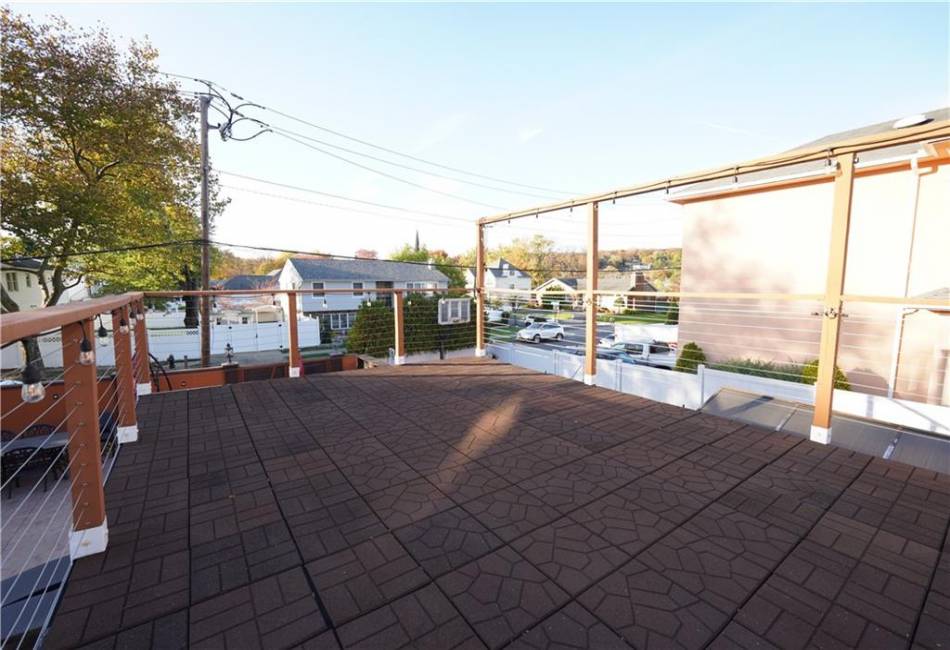 347 Clarke Avenue, Staten Island, New York 10306, 4 Bedrooms Bedrooms, ,4 BathroomsBathrooms,Residential,For Sale,Clarke,487120