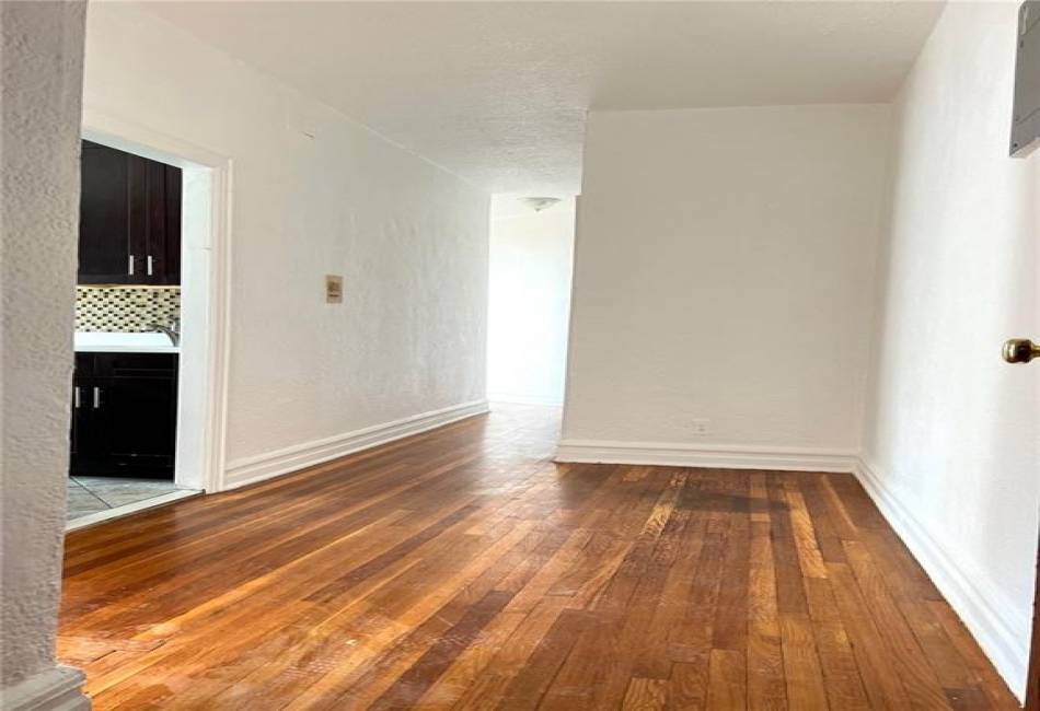 1543 1st Street, Brooklyn, New York 11204, 2 Bedrooms Bedrooms, ,1 BathroomBathrooms,Residential,For Sale,1st,487137