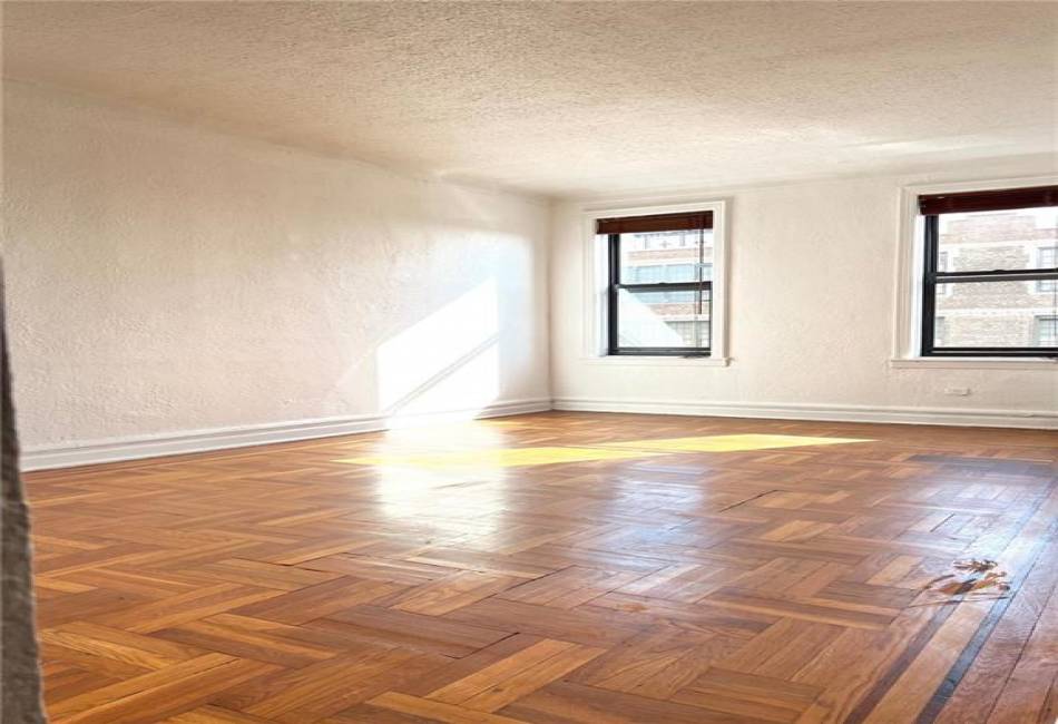 1543 1st Street, Brooklyn, New York 11204, 2 Bedrooms Bedrooms, ,1 BathroomBathrooms,Residential,For Sale,1st,487137