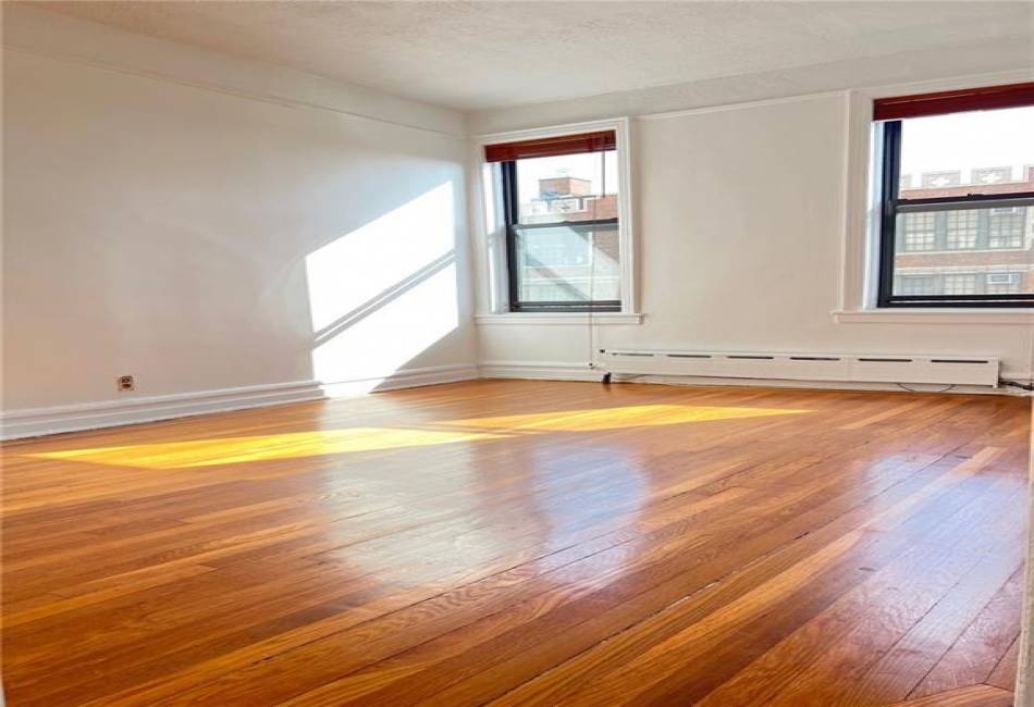 1543 1st Street, Brooklyn, New York 11204, 2 Bedrooms Bedrooms, ,1 BathroomBathrooms,Residential,For Sale,1st,487137