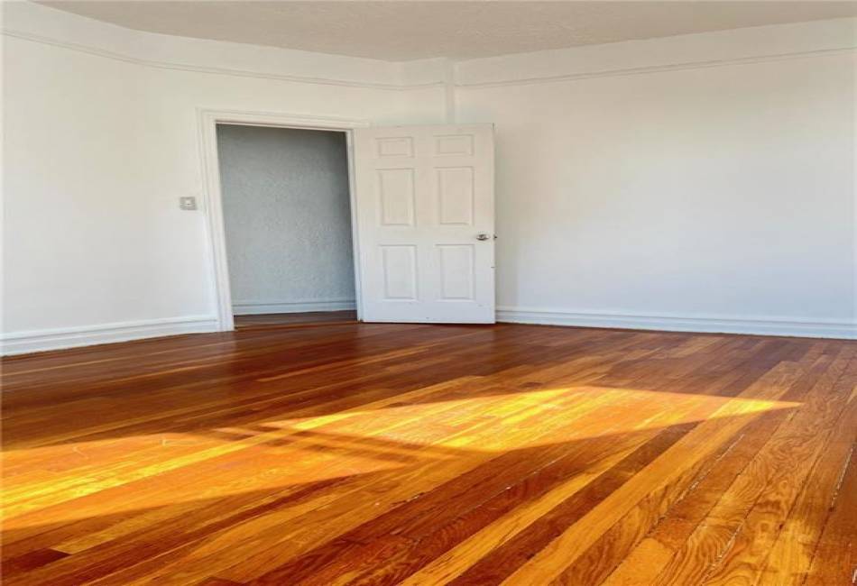 1543 1st Street, Brooklyn, New York 11204, 2 Bedrooms Bedrooms, ,1 BathroomBathrooms,Residential,For Sale,1st,487137