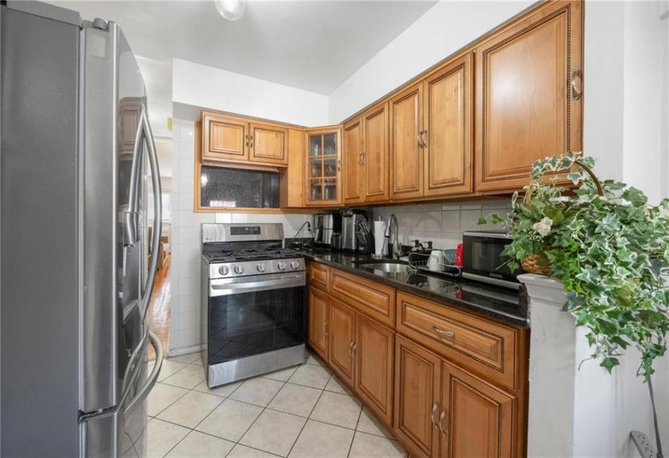 1116 102nd Street, Brooklyn, New York 11236, 4 Bedrooms Bedrooms, ,Residential,For Sale,102nd,487143