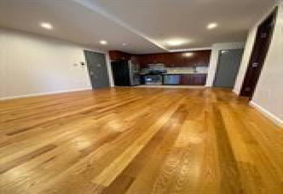 168 Avenue P, Brooklyn, New York 11204, 3 Bedrooms Bedrooms, ,2 BathroomsBathrooms,Residential,For Sale,Avenue P,480064