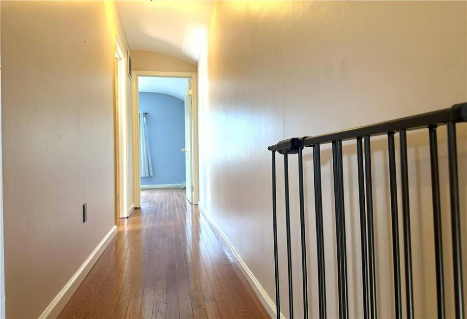 523 Lynn Street, Staten Island, New York 10306, 3 Bedrooms Bedrooms, ,1.5 BathroomsBathrooms,Residential,For Sale,Lynn,487113