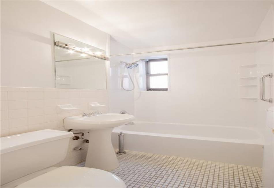 15 Oliver Street, Brooklyn, New York 11209, ,1 BathroomBathrooms,Residential,For Sale,Oliver,487139