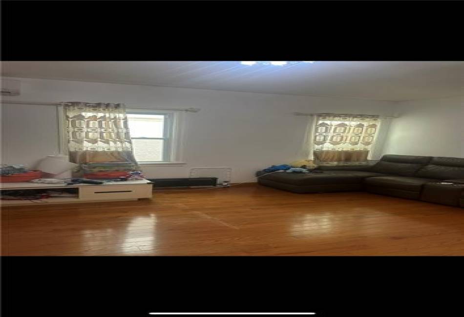 2215 21st Street, Brooklyn, New York 11229, 4 Bedrooms Bedrooms, ,2 BathroomsBathrooms,Residential,For Sale,21st,487142