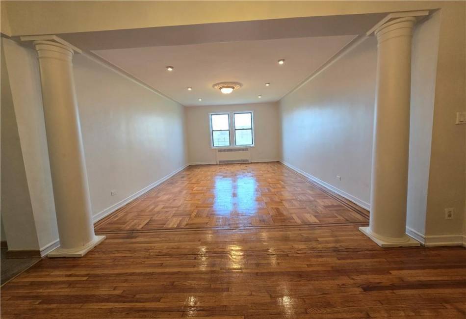 1171 Ocean Parkway, Brooklyn, New York 11230, 2 Bedrooms Bedrooms, ,1 BathroomBathrooms,Residential,For Sale,Ocean,487145