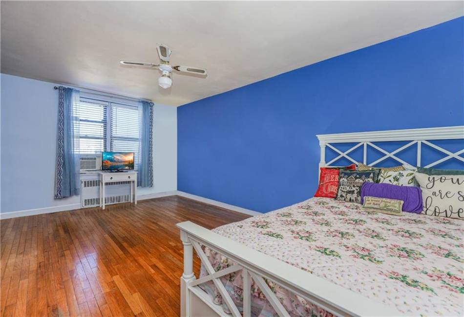 7401 Shore Road, Brooklyn, New York 11209, 1 Bedroom Bedrooms, ,1 BathroomBathrooms,Residential,For Sale,Shore,487122