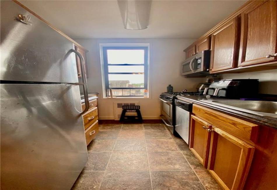 414 Elmwood Avenue, Brooklyn, New York 11230, 1 Bedroom Bedrooms, ,1 BathroomBathrooms,Residential,For Sale,Elmwood,487164