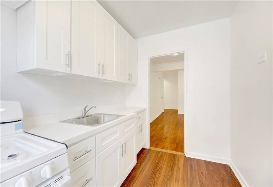 3510 Avenue H, Brooklyn, New York 11210, 2 Bedrooms Bedrooms, ,1 BathroomBathrooms,Residential,For Sale,Avenue H,487168