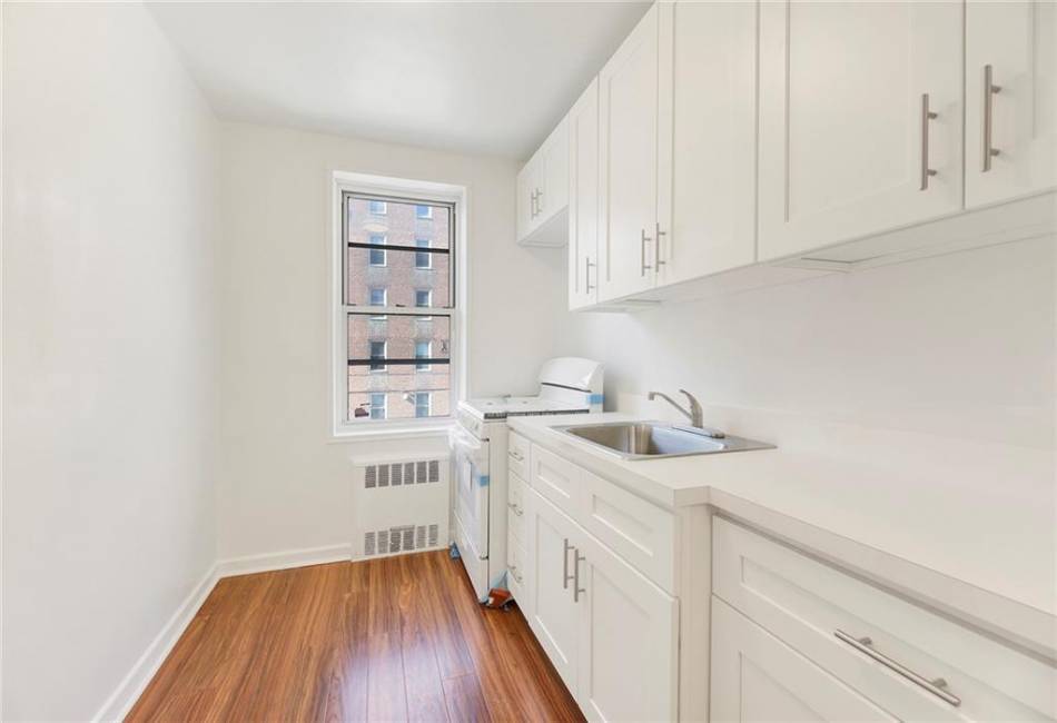 3510 Avenue H, Brooklyn, New York 11210, 2 Bedrooms Bedrooms, ,1 BathroomBathrooms,Residential,For Sale,Avenue H,487168