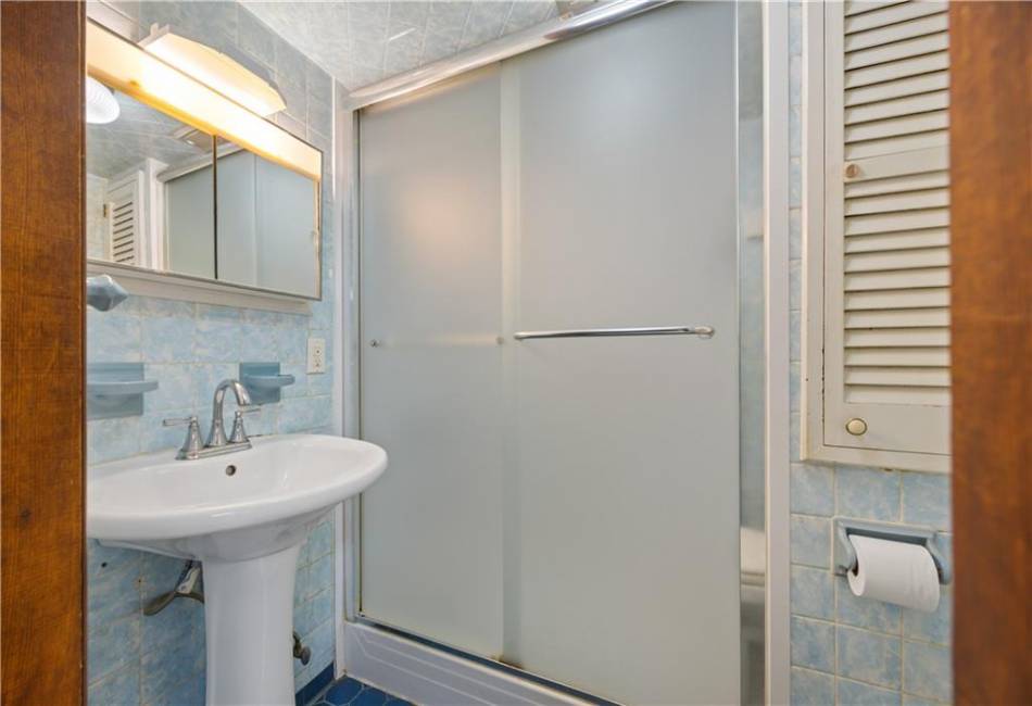 130 Bay 14th Street, Brooklyn, New York 11214, 6 Bedrooms Bedrooms, ,4 BathroomsBathrooms,Residential,For Sale,Bay 14th,487169