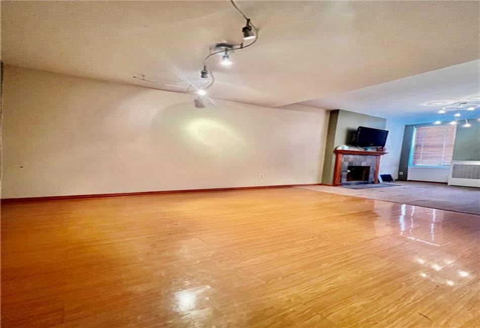 347 65th Street, Brooklyn, New York 11220, 7 Bedrooms Bedrooms, ,3 BathroomsBathrooms,Residential,For Sale,65th,487186