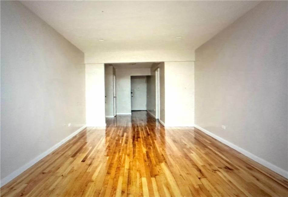 2330 Voorhies Avenue, Brooklyn, New York 11235, ,1 BathroomBathrooms,Residential,For Sale,Voorhies,487188