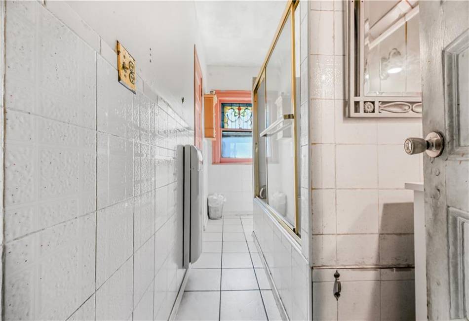 682 Argyle Road, Brooklyn, New York 11230, 8 Bedrooms Bedrooms, ,4 BathroomsBathrooms,Residential,For Sale,Argyle,487189