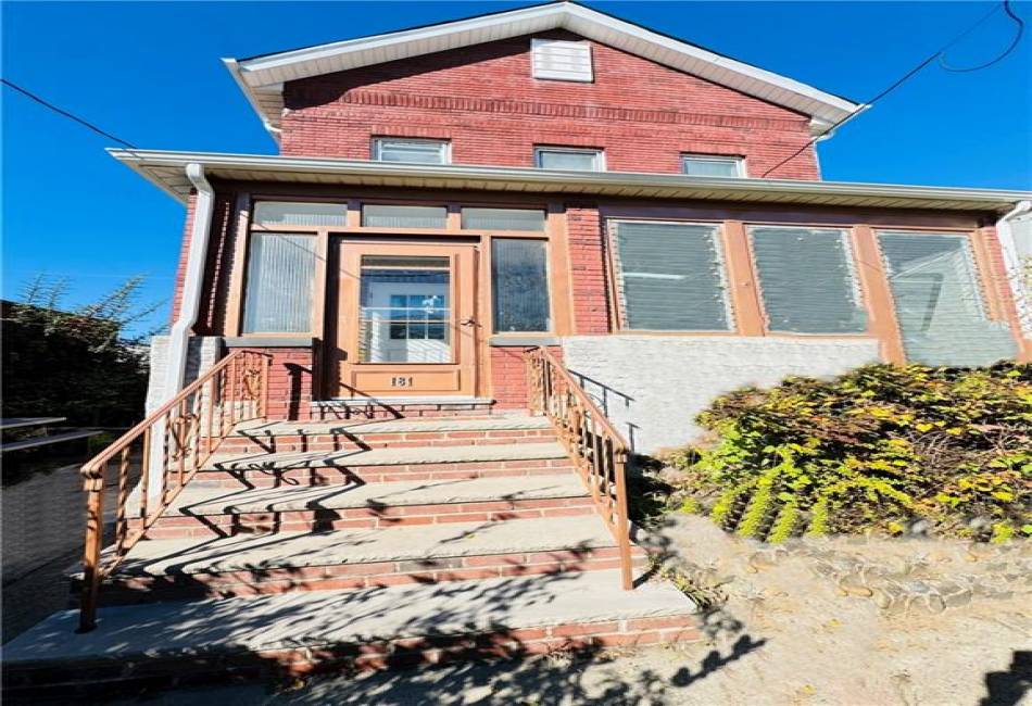 181 McClean Avenue, Staten Island, New York 10308, 2 Bedrooms Bedrooms, ,1 BathroomBathrooms,Rental,For Sale,McClean,487194