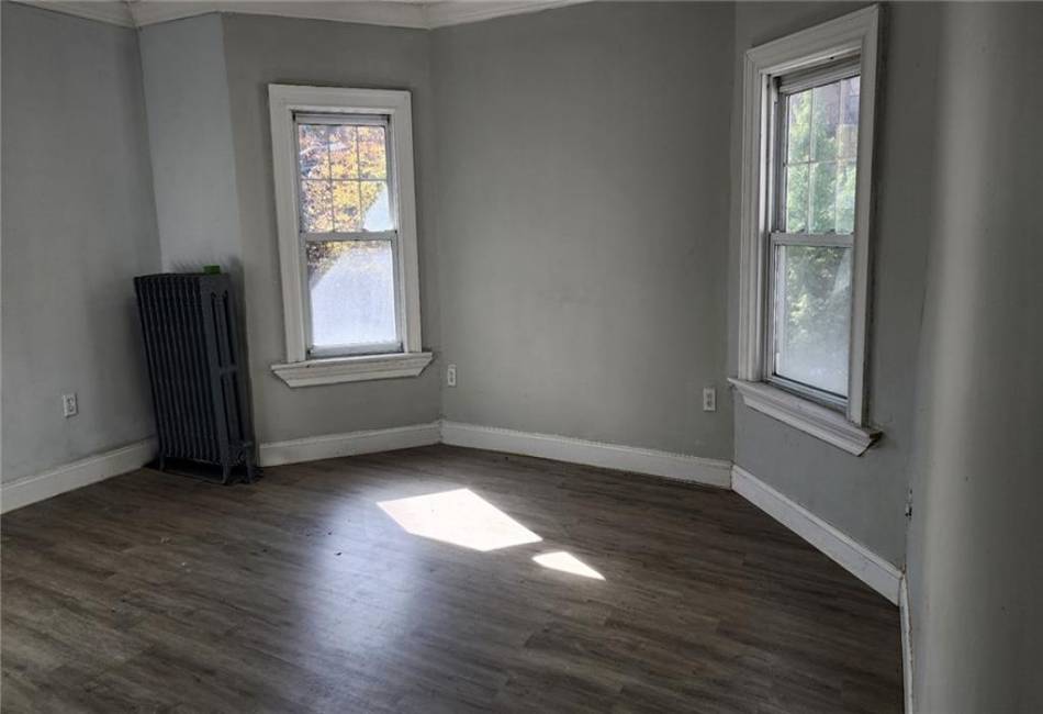 843 17th Street, Brooklyn, New York 11230, 2 Bedrooms Bedrooms, ,2 BathroomsBathrooms,Rental,For Sale,17th,487199