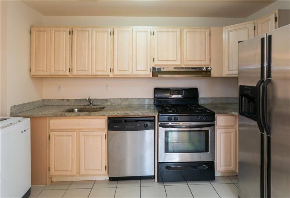 2546 Stillwell Avenue, Brooklyn, New York 11223, 2 Bedrooms Bedrooms, ,1 BathroomBathrooms,Residential,For Sale,Stillwell,487202