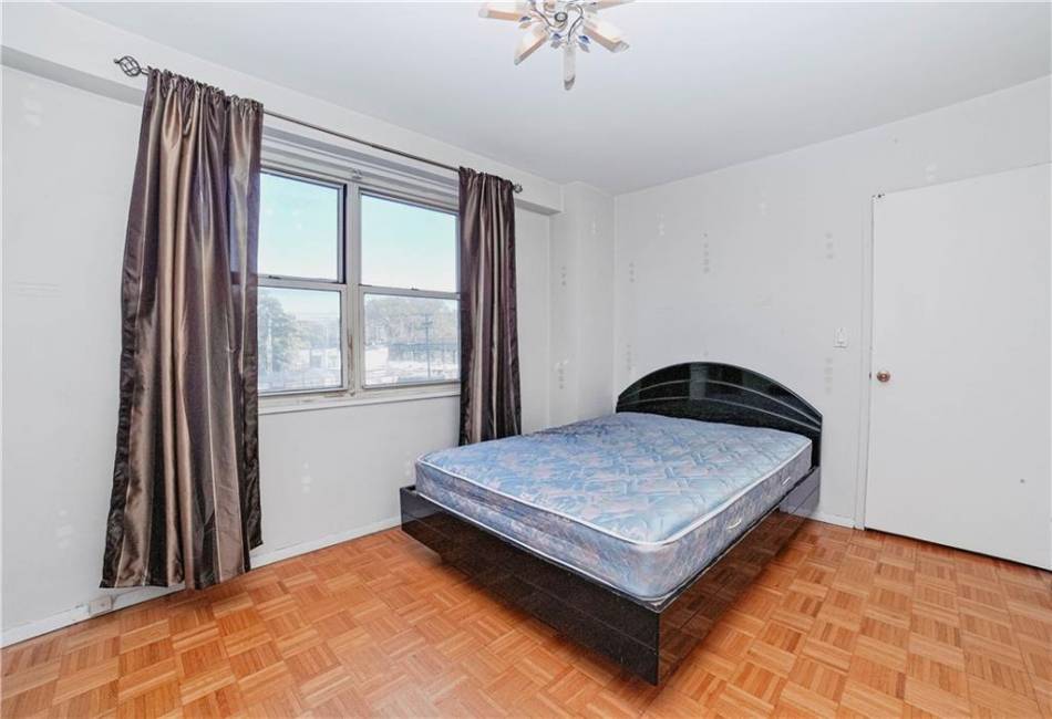 2483 West 16th Street, Brooklyn, New York 11214, 3 Bedrooms Bedrooms, ,2 BathroomsBathrooms,Residential,For Sale,West 16th,487212