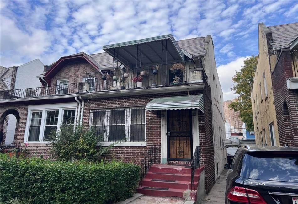 87 Lefferts Avenue, Brooklyn, New York 11225, 4 Bedrooms Bedrooms, ,2 BathroomsBathrooms,Residential,For Sale,Lefferts,487221