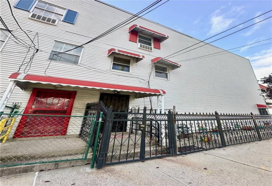 1127 Fox Street, Bronx, New York 10495, 5 Bedrooms Bedrooms, ,Residential,For Sale,Fox,487225