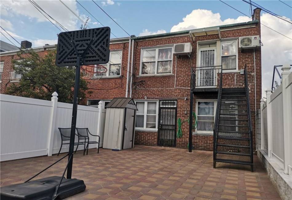 1868 66th Street, Brooklyn, New York 11204, 6 Bedrooms Bedrooms, ,3 BathroomsBathrooms,Residential,For Sale,66th,487239