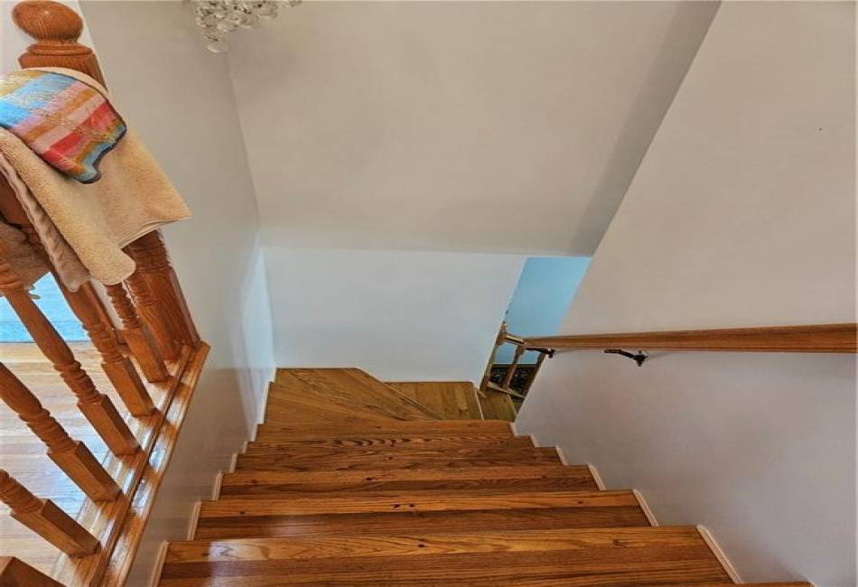 155A End Avenue, Brooklyn, New York 11235, 4 Bedrooms Bedrooms, ,Residential,For Sale,End,487242