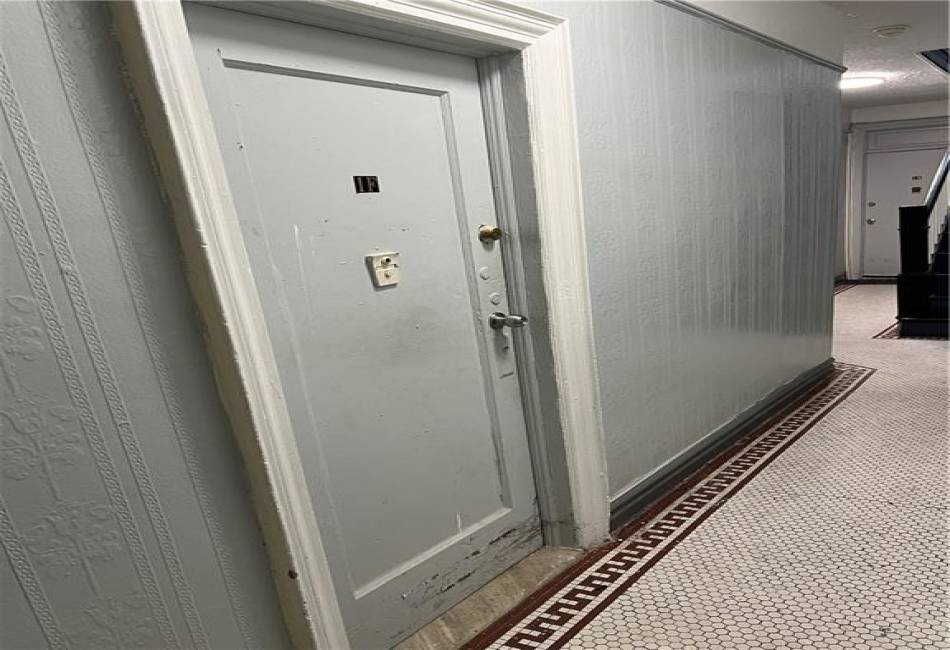 371 95th Street, Brooklyn, New York 11212, 11 Bedrooms Bedrooms, ,4 BathroomsBathrooms,Residential,For Sale,95th,487093